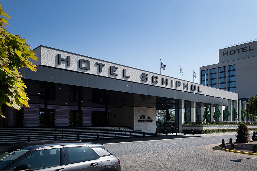 mbi van der valk schiphol rox breuksteen noors wit gevel 14 