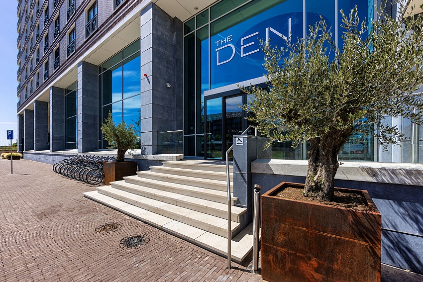 mbi hotel the den den bosch geoceramica traptreden rak vloertegels 33 