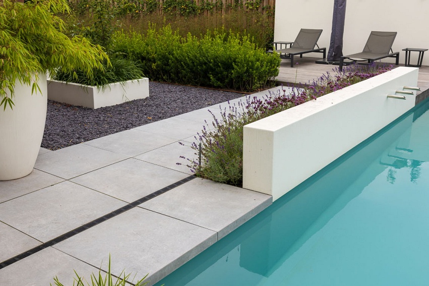mbi moderne geoceramica tuin met zwembad en tuinkamer uden 8 