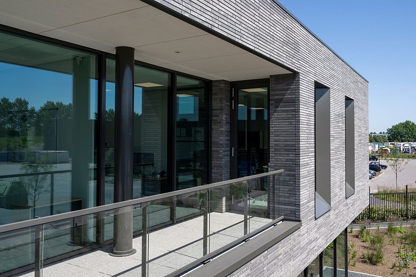 mbi van berkel groep veghel geostylistix shaded grey geobasic antraciet bruin 14 