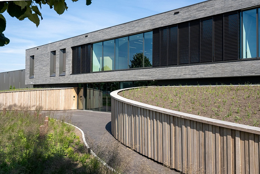 mbi van berkel groep veghel geostylistix shaded grey geobasic antraciet bruin 33 
