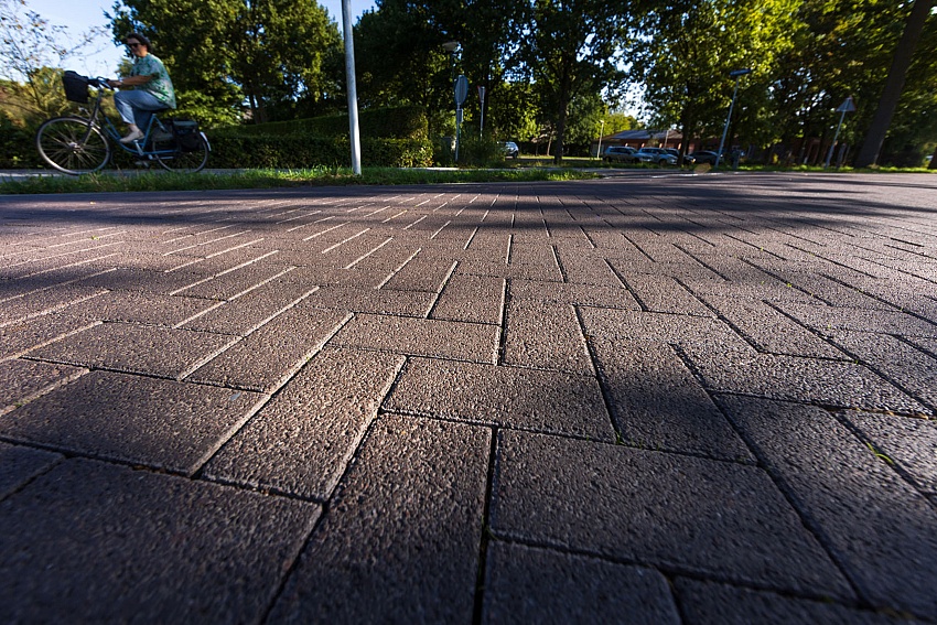 mbi geluidsreducerende bestrating sint oedenrode geosilent bruin straatsteen 8