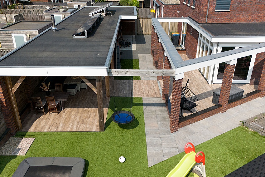 mbi tuin met keramische houtlook tuintegels geoceramica timber noce kampen 24
