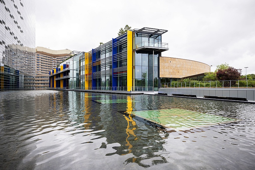 mbi kantoor european patent office rijswijk keramische tegel mirage norr svart 14 