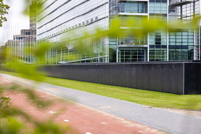 mbi kantoor european patent office rijswijk keramische tegel mirage norr svart 7 